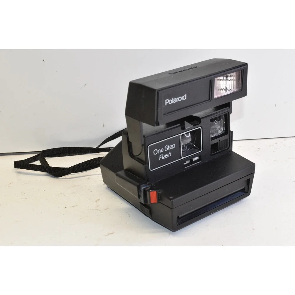 Polaroid OneStep Flash Instant Film Camera Black 600 Series Vintage